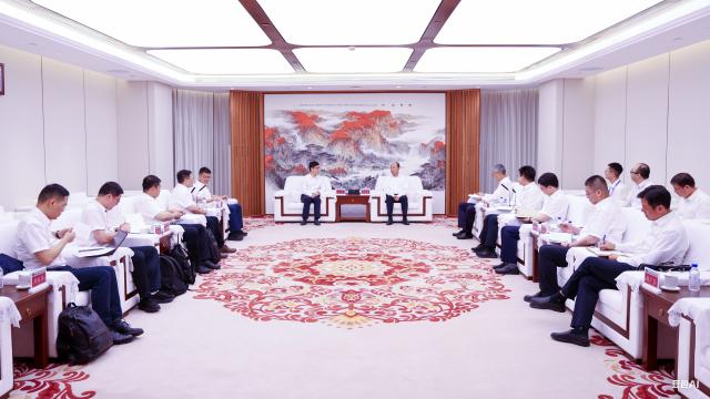 莫鼎革會見杭氧集團(tuán)黨委書記、董事長鄭偉